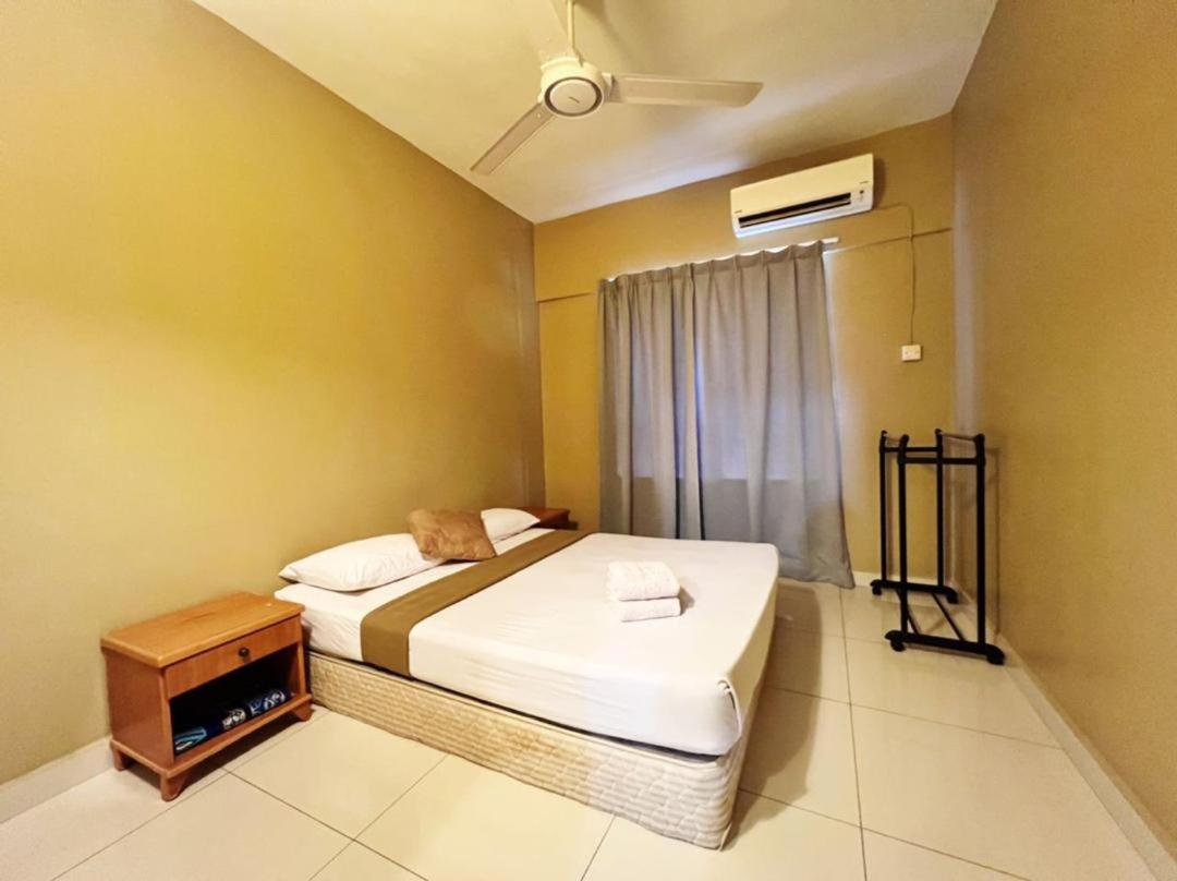 Maya Apartment Bay View Villas Port Dickson Exterior photo
