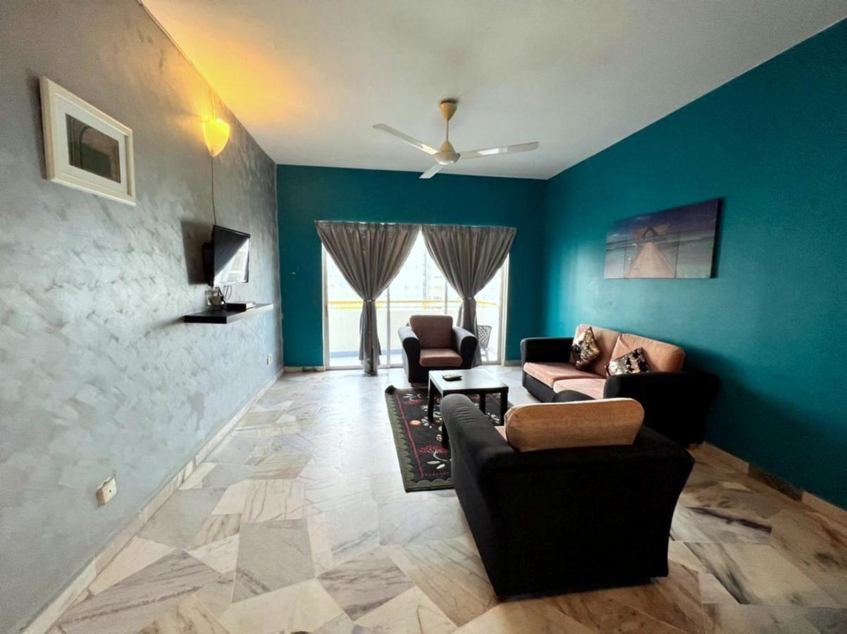 Maya Apartment Bay View Villas Port Dickson Exterior photo