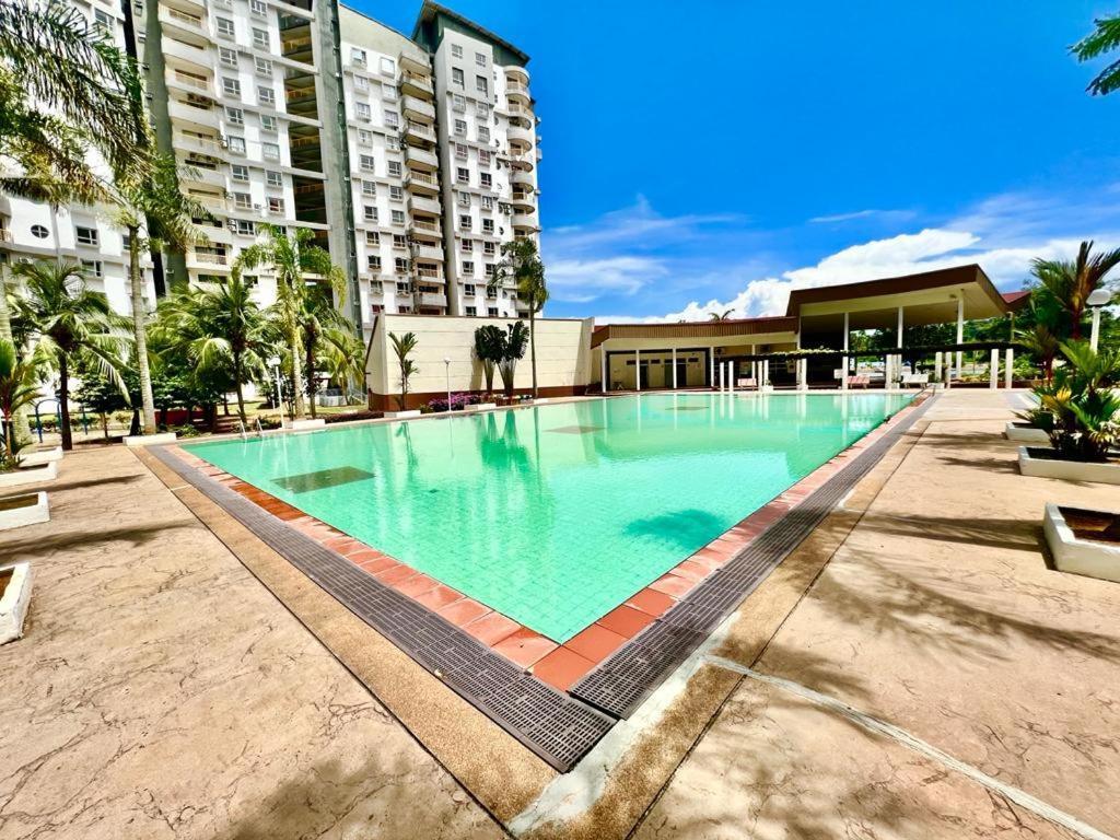 Maya Apartment Bay View Villas Port Dickson Exterior photo